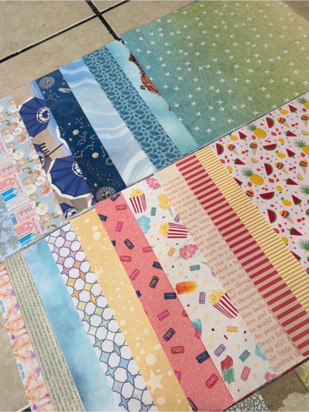 Scrapbook Paper 35 sheets - Picture 5 of 5
